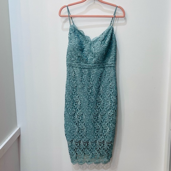 J. Crew Dresses & Skirts - J. Crew midi dress lace sage green teal size 2